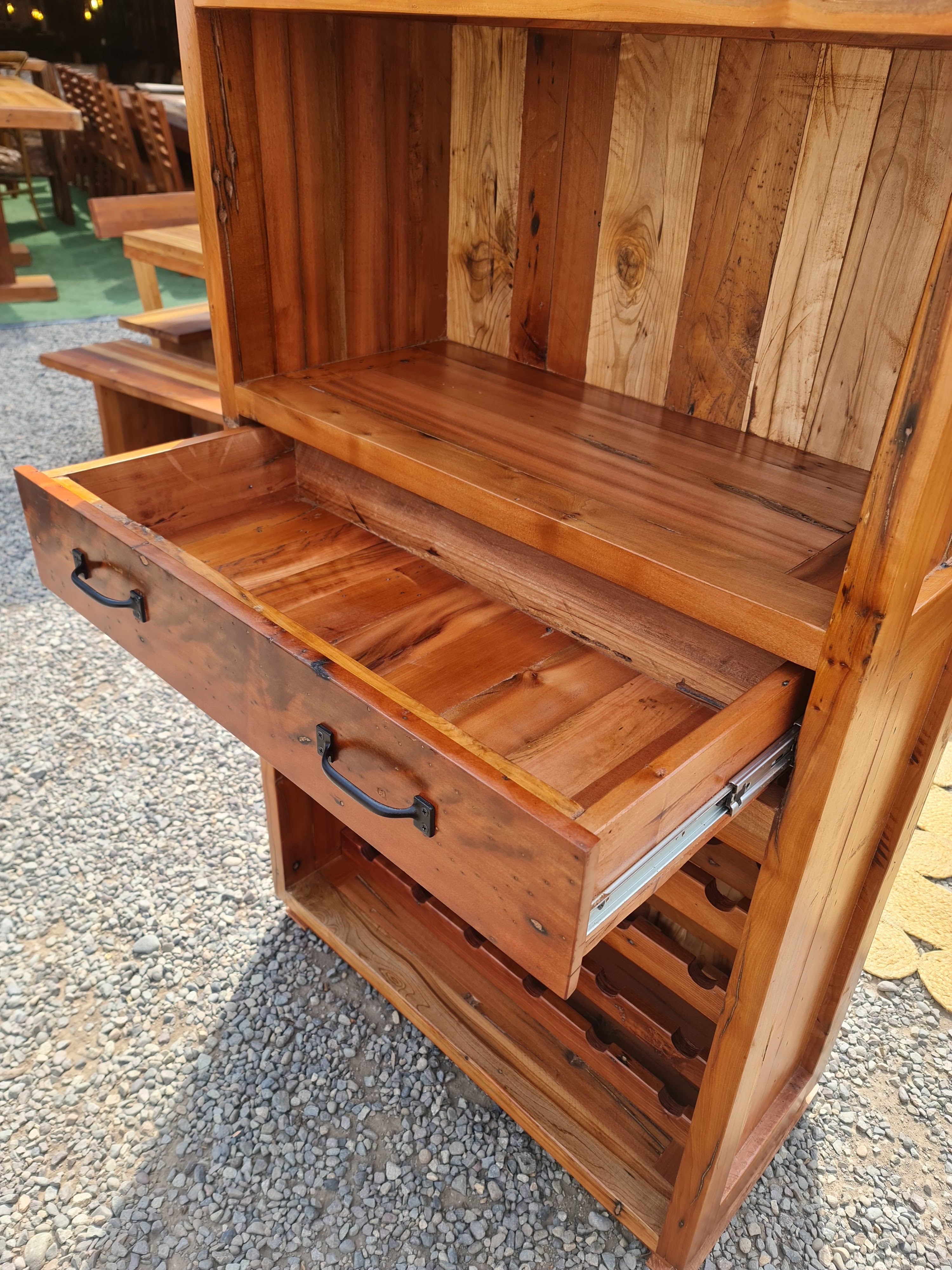 Vitrina con Cajonera