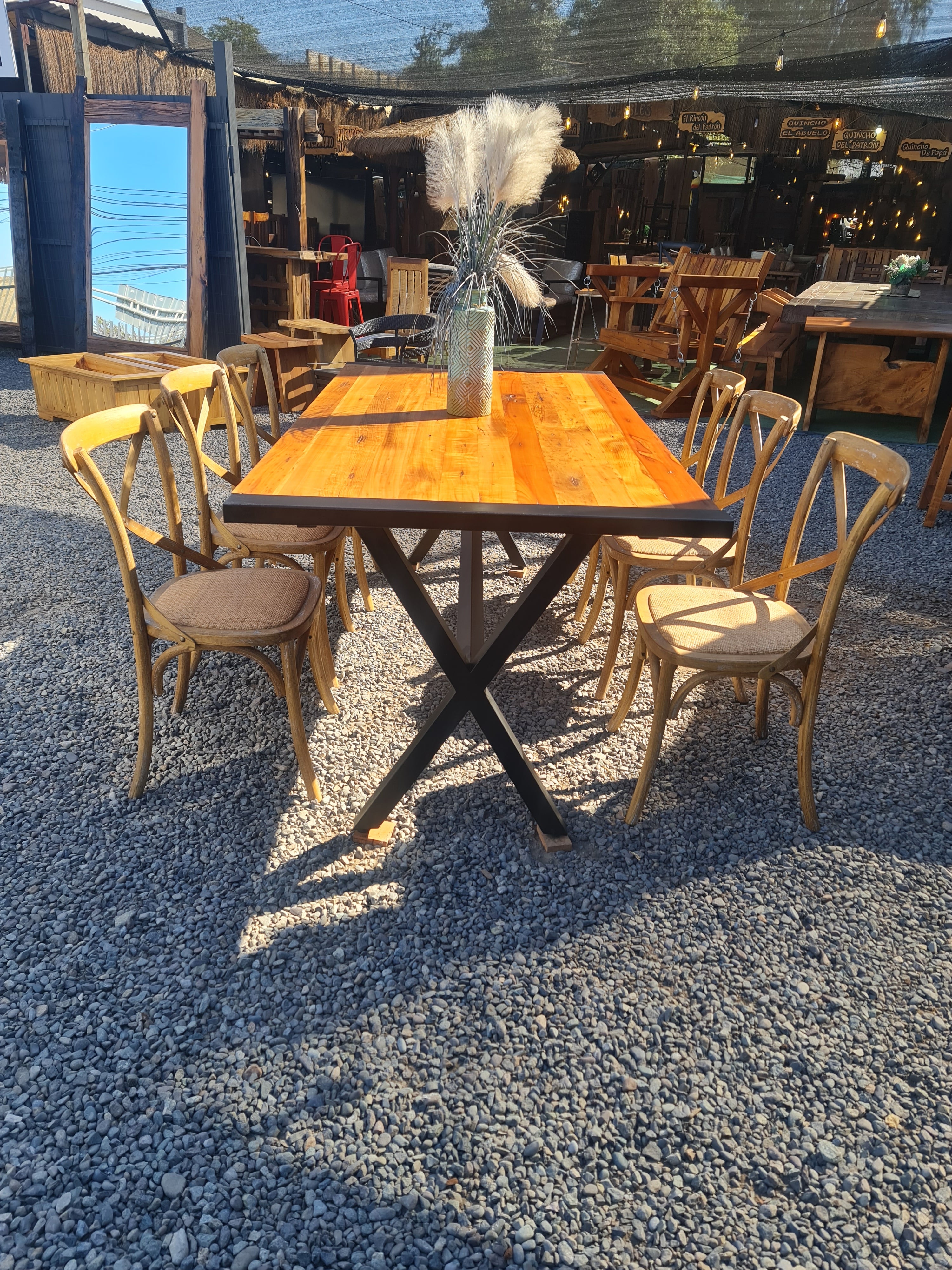 Juego de comedor fierro Madera + sillas retro